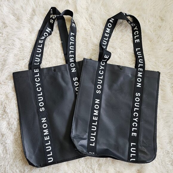 Lululemon Large Black SoulCycle Reflective Reusable Shopping Gym Lunch Bag Lot 2 - Picture 1 of 5